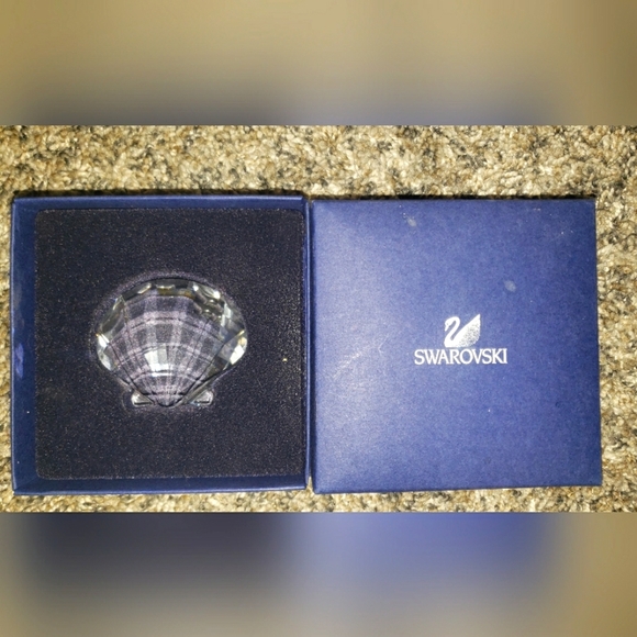Swarovski| "Wonders of The Sea" Scallop Figurine - Picture 1 of 2